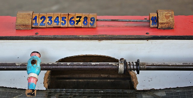 自於詹姆斯 自於詹姆斯