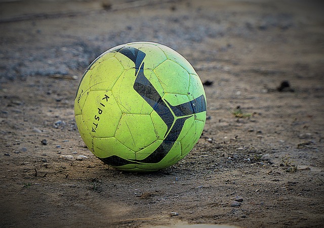 据和语境下 据和语境下